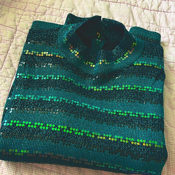 St. John sequined sweater - Picture 6 of 6